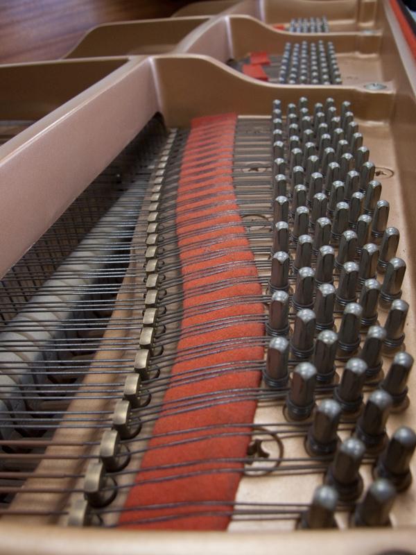 Yamaha C1 grand Piano in Black polyester – Gallery image – Roberts Pianos Oxford