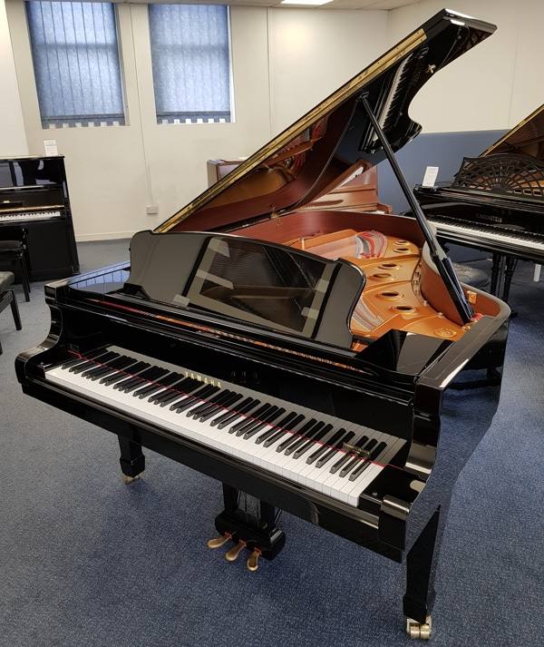 Yamaha S6 grand Piano in black polyester – Inventory thumbnail – Roberts Pianos Oxford