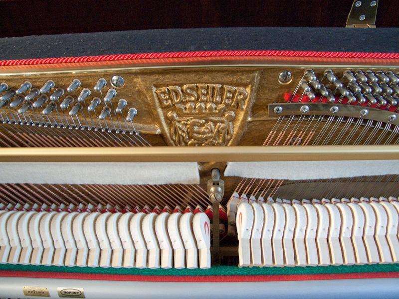 Seiler 116 upright Piano in bright walnut – Gallery image – Roberts Pianos Oxford