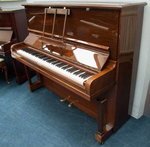 Steinway K upright Piano in rosewood – Inventory thumbnail – Roberts Pianos Oxford