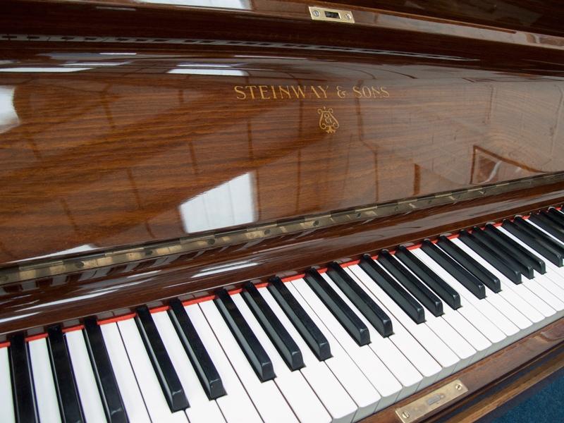 Steinway K upright Piano in rosewood – Gallery image – Roberts Pianos Oxford