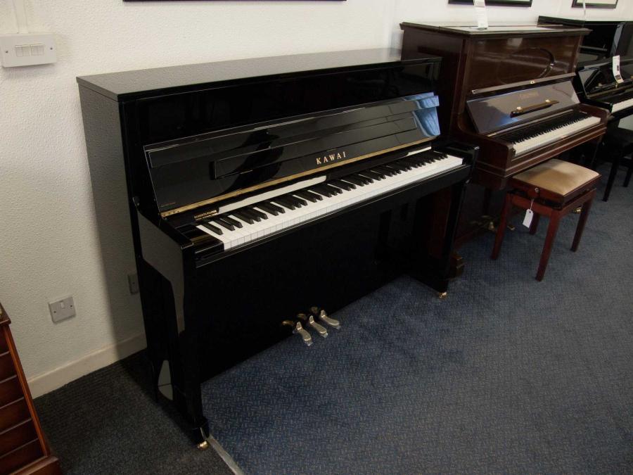 Kawai K-200 upright Piano in bright black – Featured image – Roberts Pianos Oxford