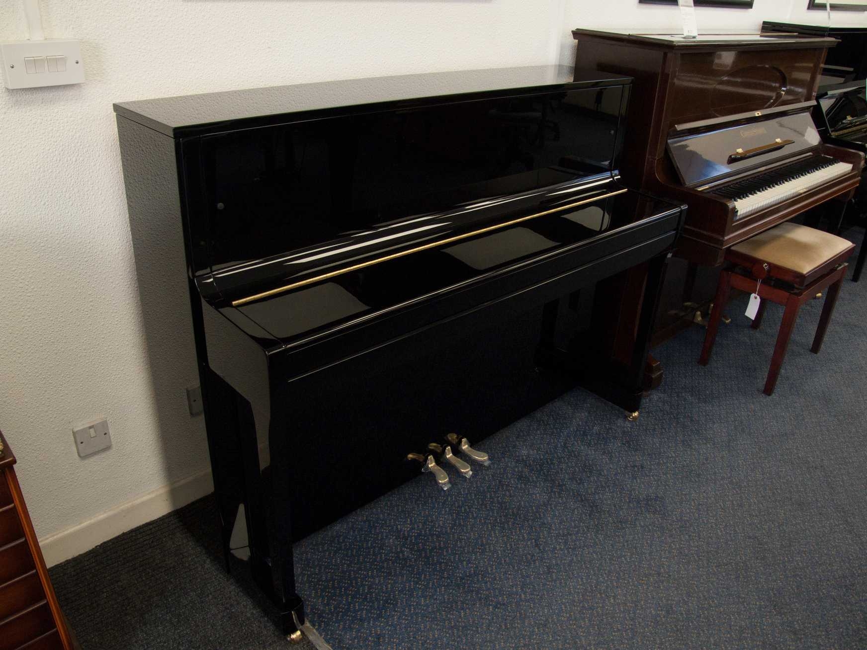 Kawai K-200