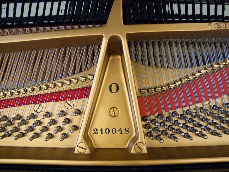 Steinway O