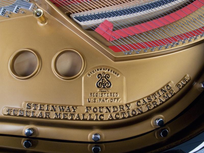 Steinway M grand Piano in Bright black – Gallery image – Roberts Pianos Oxford