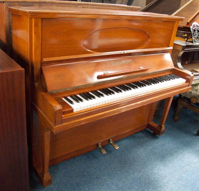 Grotrian Steinweg 125 upright Piano in rosewood – Inventory thumbnail – Roberts Pianos Oxford