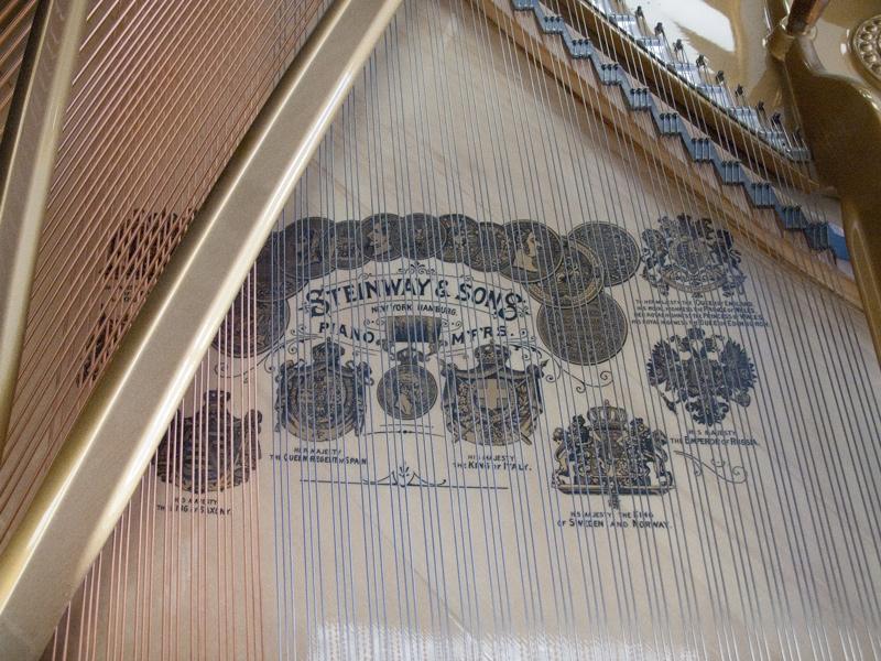 Steinway A grand Piano in Rosewood – Gallery image – Roberts Pianos Oxford