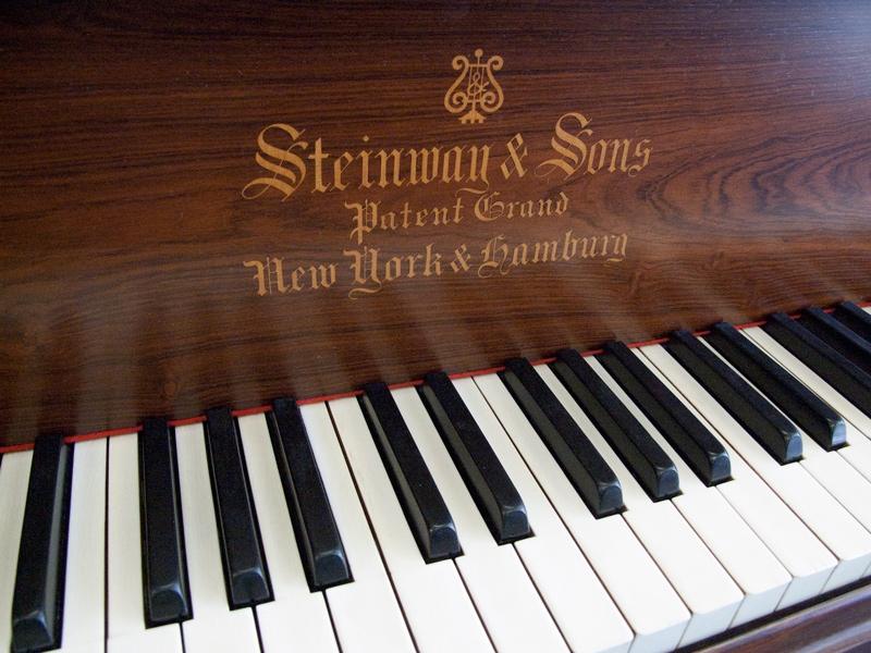 Steinway A grand Piano in Rosewood – Gallery image – Roberts Pianos Oxford