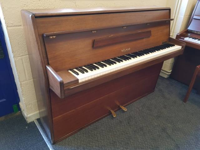 Welmar upright Piano in mahogany – Inventory thumbnail – Roberts Pianos Oxford