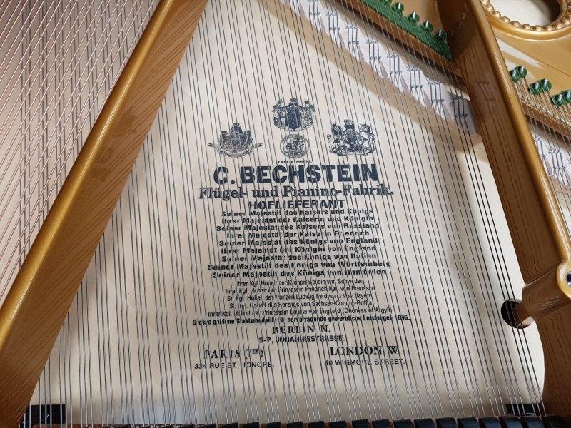 Bechstein V (5) grand Piano in bright black – Gallery image – Roberts Pianos Oxford