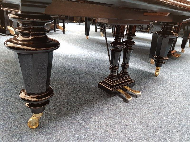 Bechstein V (5) grand Piano in bright black – Gallery image – Roberts Pianos Oxford