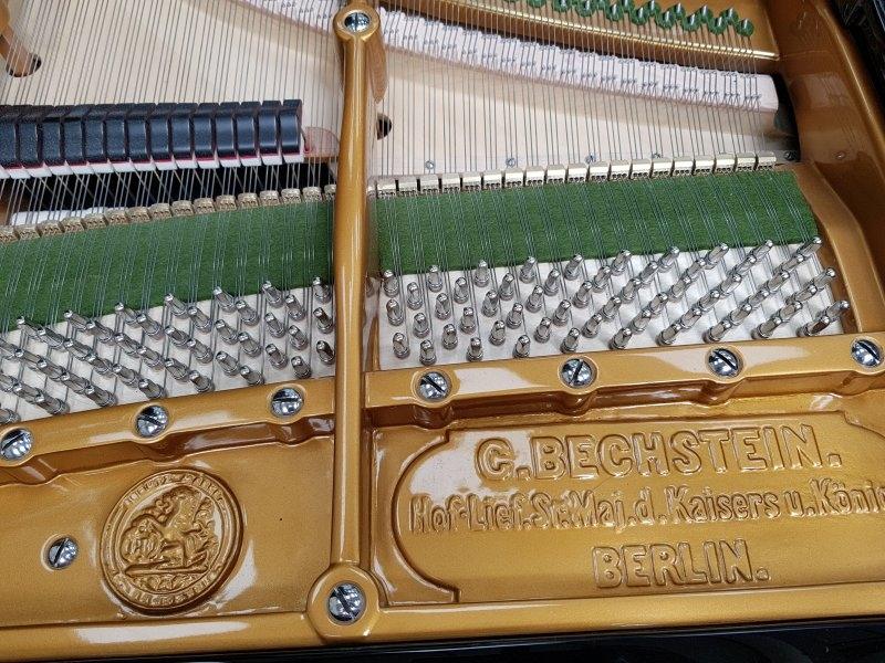 Bechstein V (5) grand Piano in bright black – Gallery image – Roberts Pianos Oxford