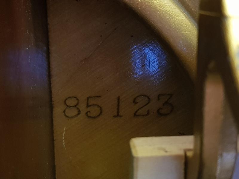 Chappell upright Piano in Mahogany – Gallery image – Roberts Pianos Oxford