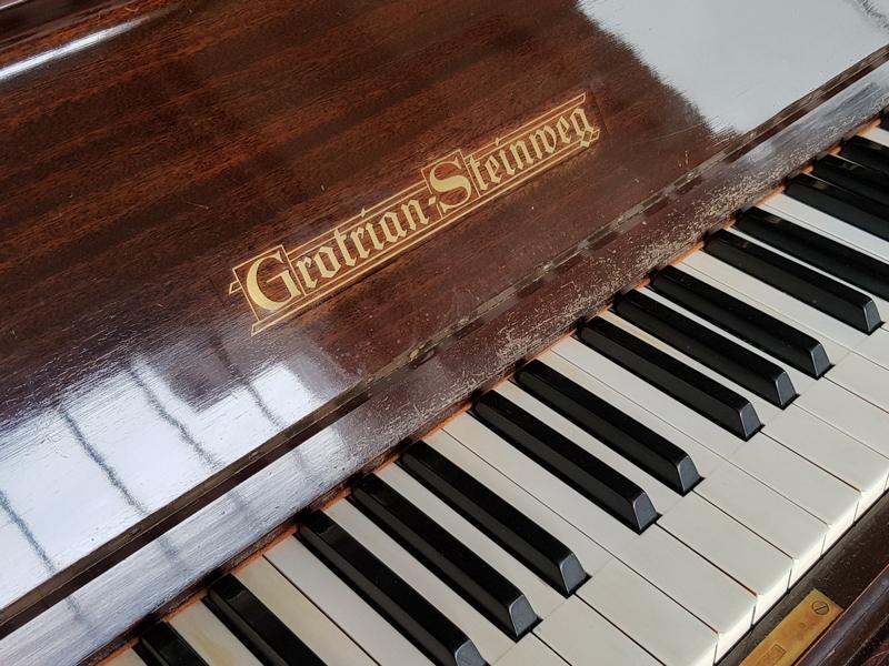 Grotrian Steinweg 120 upright Piano in mahogany – Gallery image – Roberts Pianos Oxford