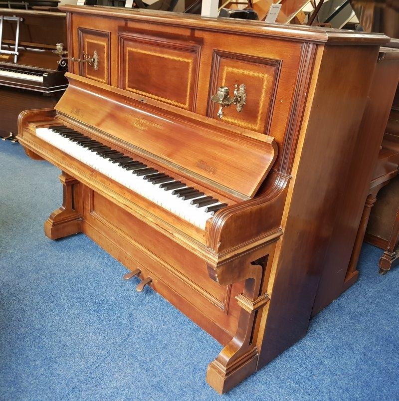 Richard Lipp upright Piano in rosewood – Featured image – Roberts Pianos Oxford