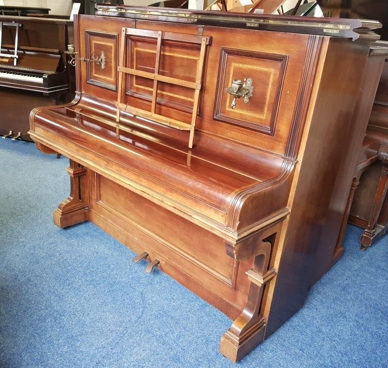 Richard Lipp upright Piano in rosewood – Gallery image – Roberts Pianos Oxford