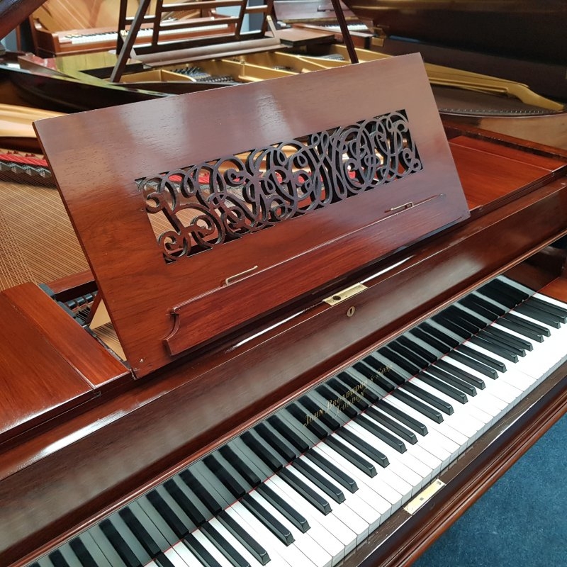 Piano detail