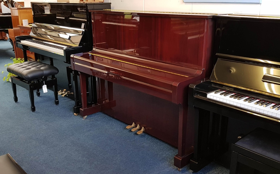 Yamaha U1A