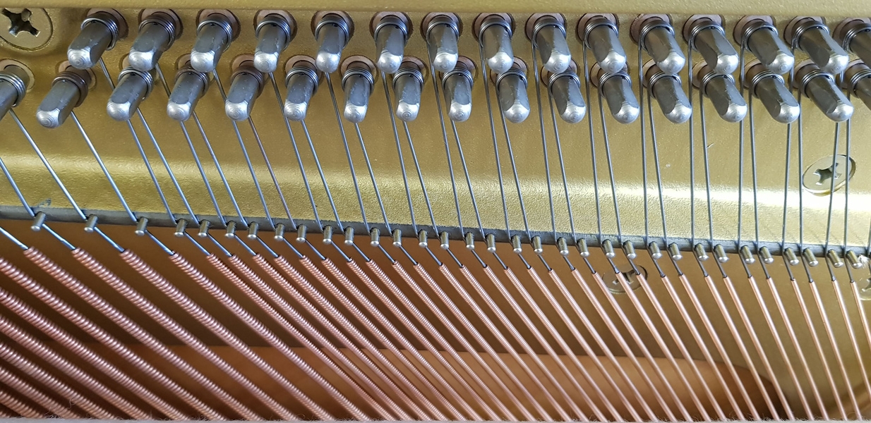 Yamaha U1A