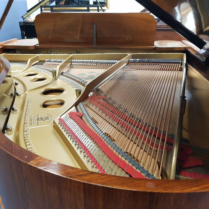 Steinway O grand Piano in rosewood – Gallery image – Roberts Pianos Oxford