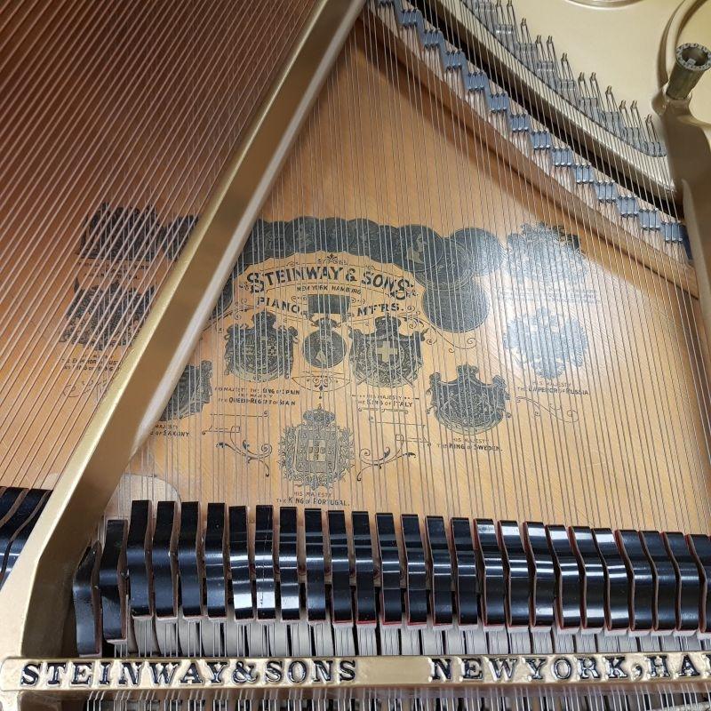Steinway O grand Piano in rosewood – Gallery image – Roberts Pianos Oxford