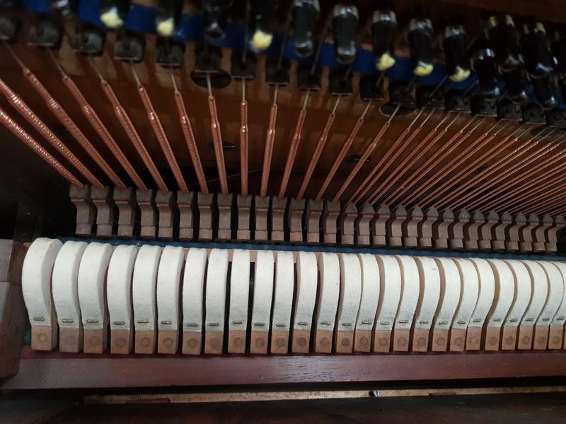 Richard Lipp upright Piano in rosewood – Gallery image – Roberts Pianos Oxford