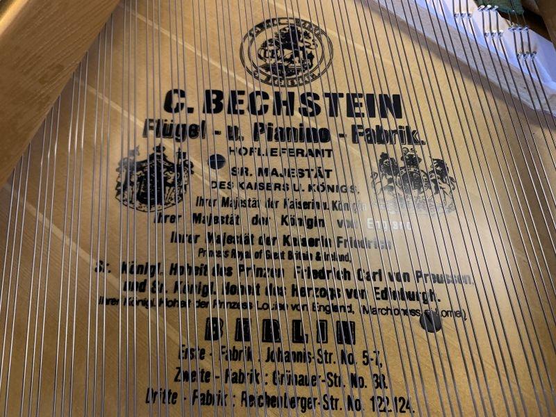 Bechstein V grand Piano in figured walnut – Gallery image – Roberts Pianos Oxford