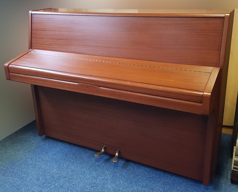Knight K6 upright Piano in mahogany – Gallery image – Roberts Pianos Oxford