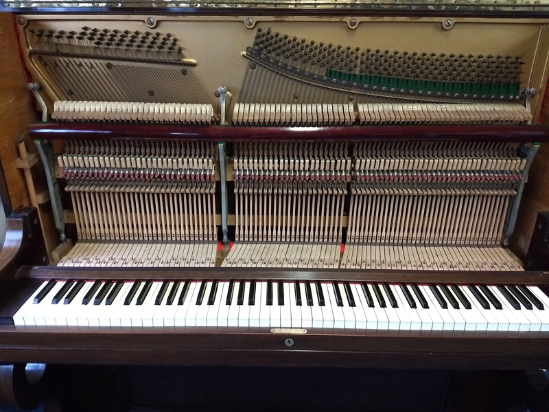 Rintoul upright Piano in Rosewood – Gallery image – Roberts Pianos Oxford