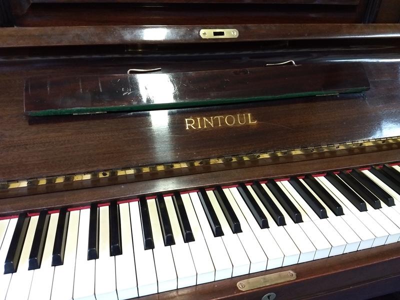 Rintoul upright Piano in Rosewood – Gallery image – Roberts Pianos Oxford