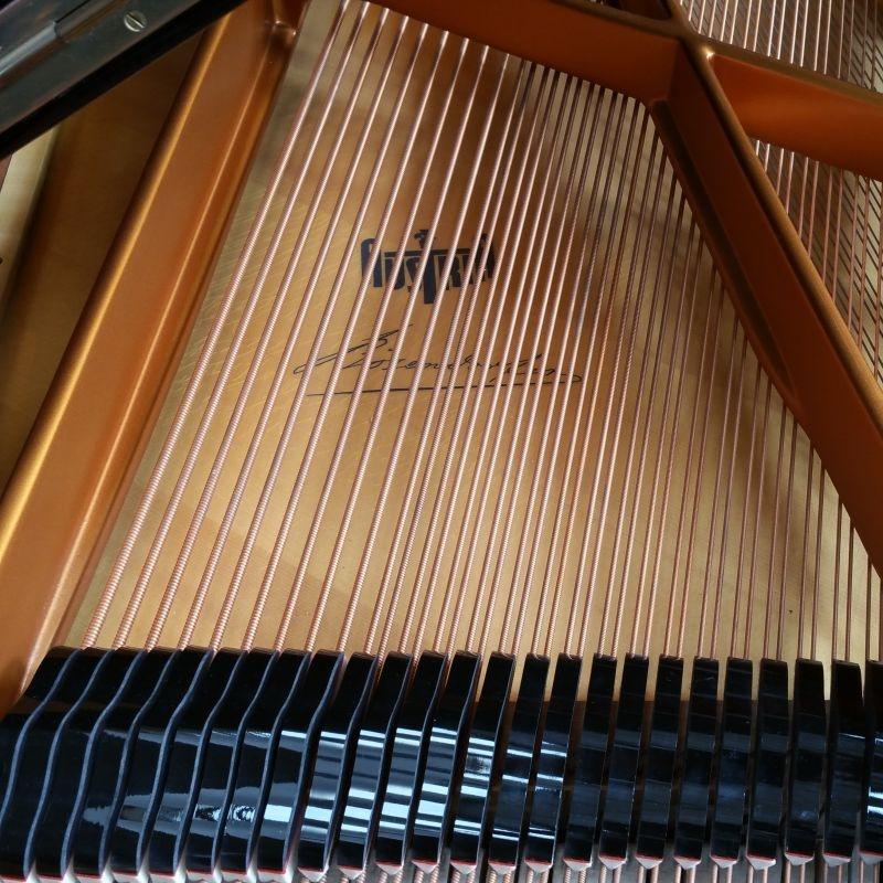 Bosendorfer 200 grand Piano in black polyester – Gallery image – Roberts Pianos Oxford