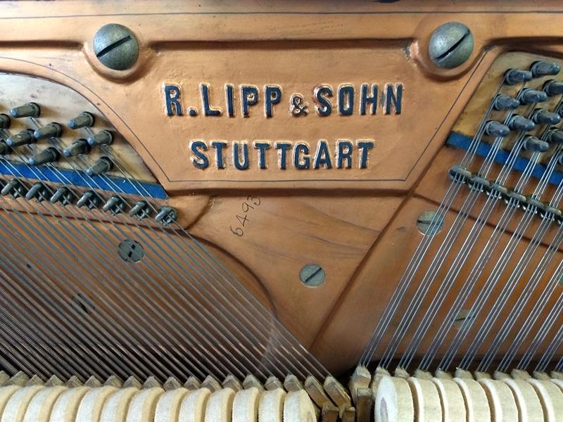Richard Lipp upright Piano in rosewood – Gallery image – Roberts Pianos Oxford