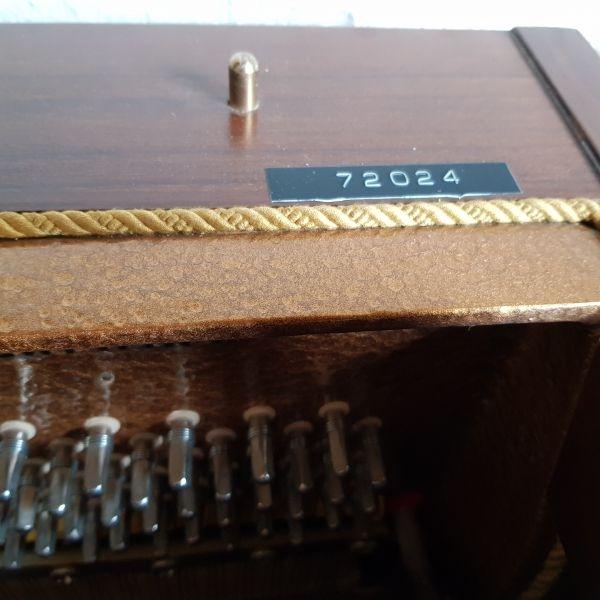 Feurich 120 upright Piano in light rosewood/cherry – Gallery image – Roberts Pianos Oxford