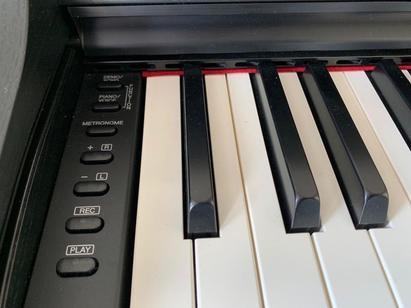 Yamaha CLP-525