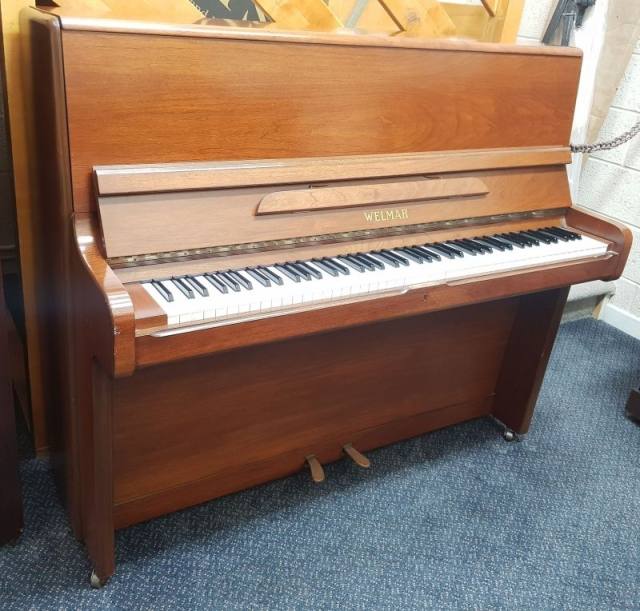 Welmar upright Piano in walnut – Inventory thumbnail – Roberts Pianos Oxford