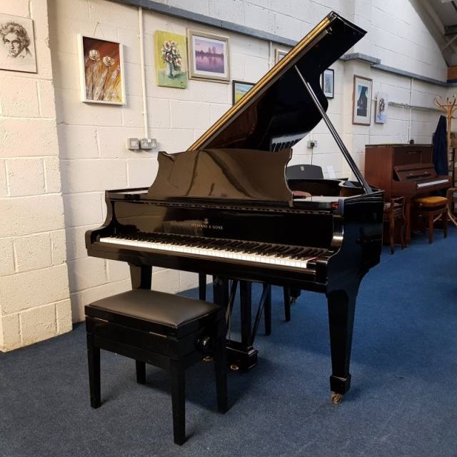 Steinway M grand Piano in Black – Inventory thumbnail – Roberts Pianos Oxford