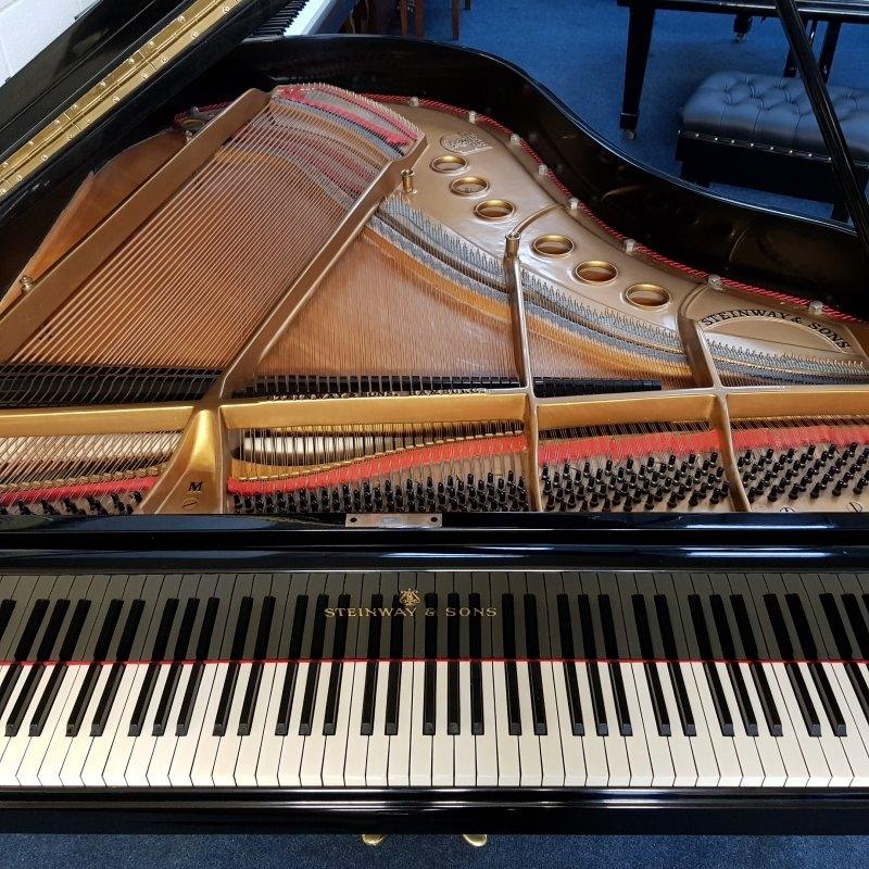 Steinway M grand Piano in Black – Gallery image – Roberts Pianos Oxford