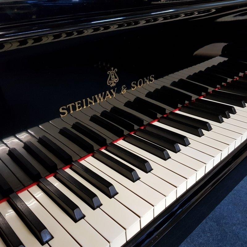 Steinway M grand Piano in Black – Gallery image – Roberts Pianos Oxford