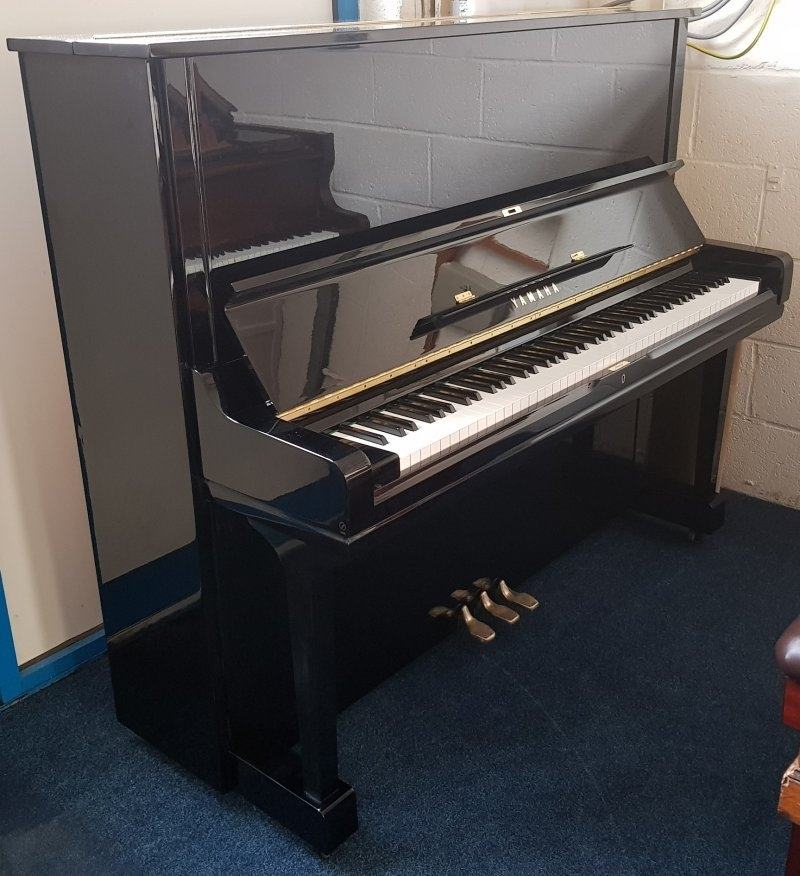 Yamaha U3H upright Piano in Black polyester – Featured image – Roberts Pianos Oxford