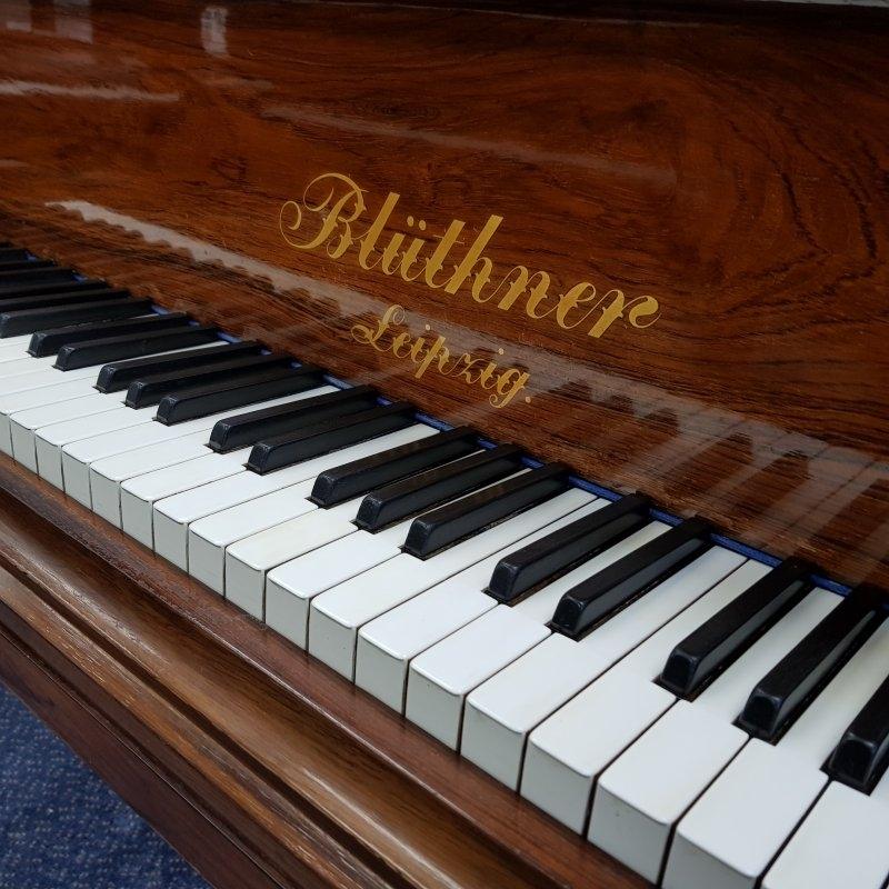 Bluthner VII grand Piano in rosewood – Gallery image – Roberts Pianos Oxford