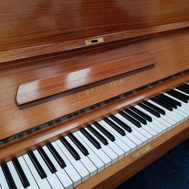 Bechstein upright Piano in teak – Gallery image – Roberts Pianos Oxford