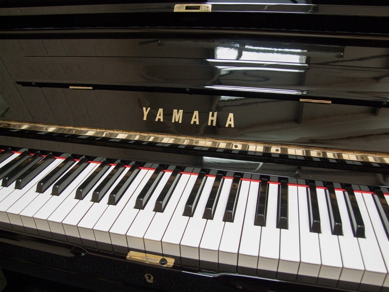 Yamaha U3G