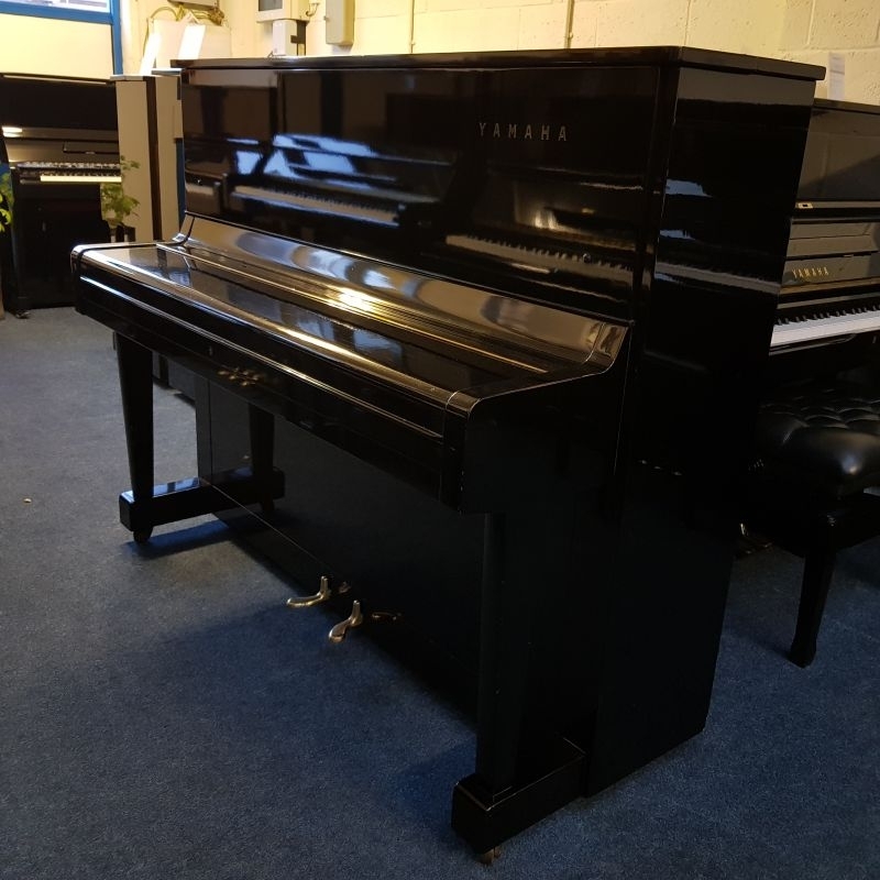 Yamaha U1D