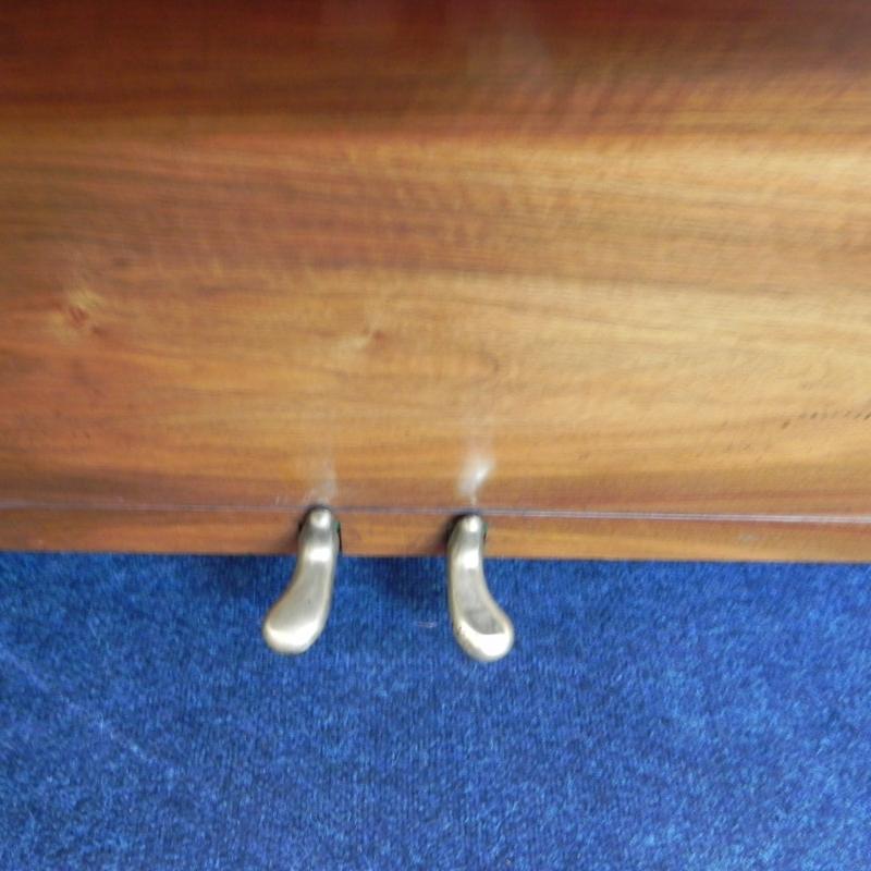 Hulbert Art Deco upright Piano in figured walnut – Gallery image – Roberts Pianos Oxford