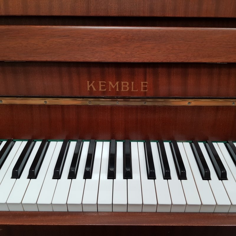 Kemble Compact