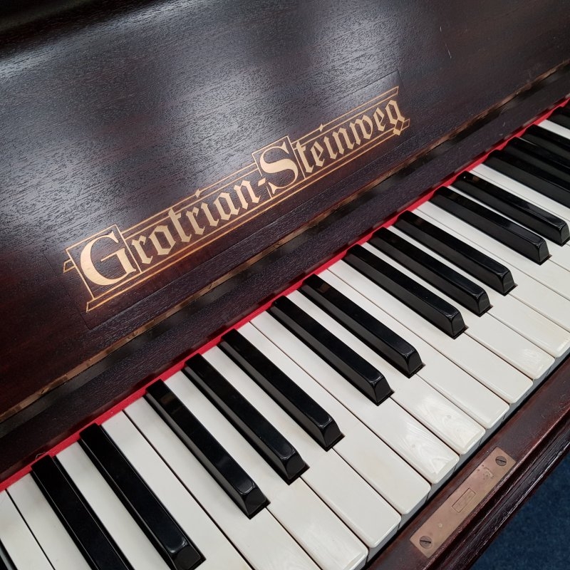 Grotrian Steinweg 120