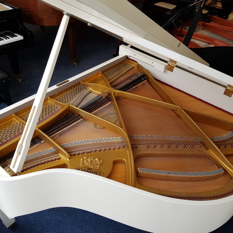 Schimmel with PianoDisk