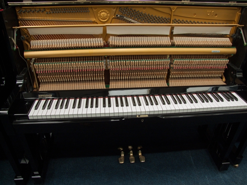 Yamaha U1H