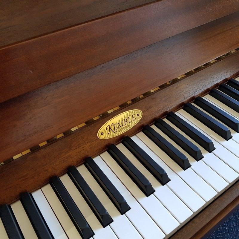 Kemble upright Piano – Gallery image – Roberts Pianos Oxford