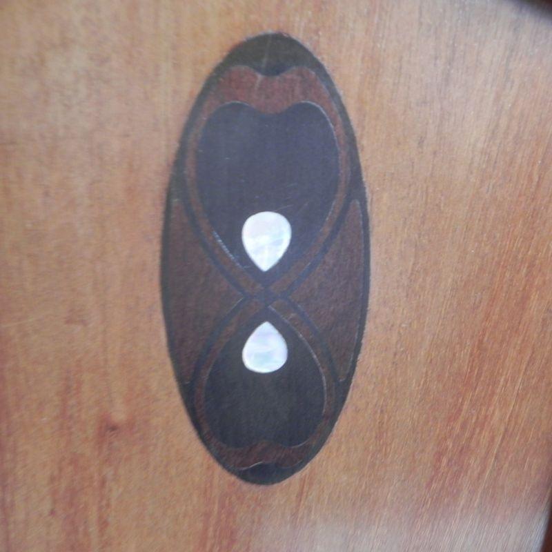 Francke A.H. 132 upright Piano in mahogany with inlay – Gallery image – Roberts Pianos Oxford